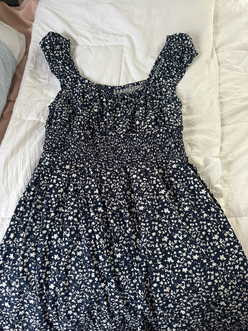 Old Navy Navy and White Floral Smocked Top